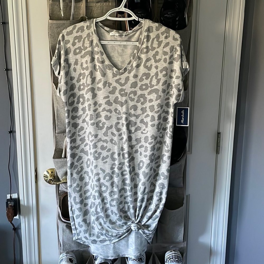 Antistar cheetah dress size small